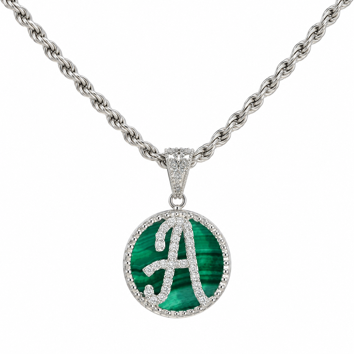 collana con pendente "lettera" piccolo malachite bianco rodiato