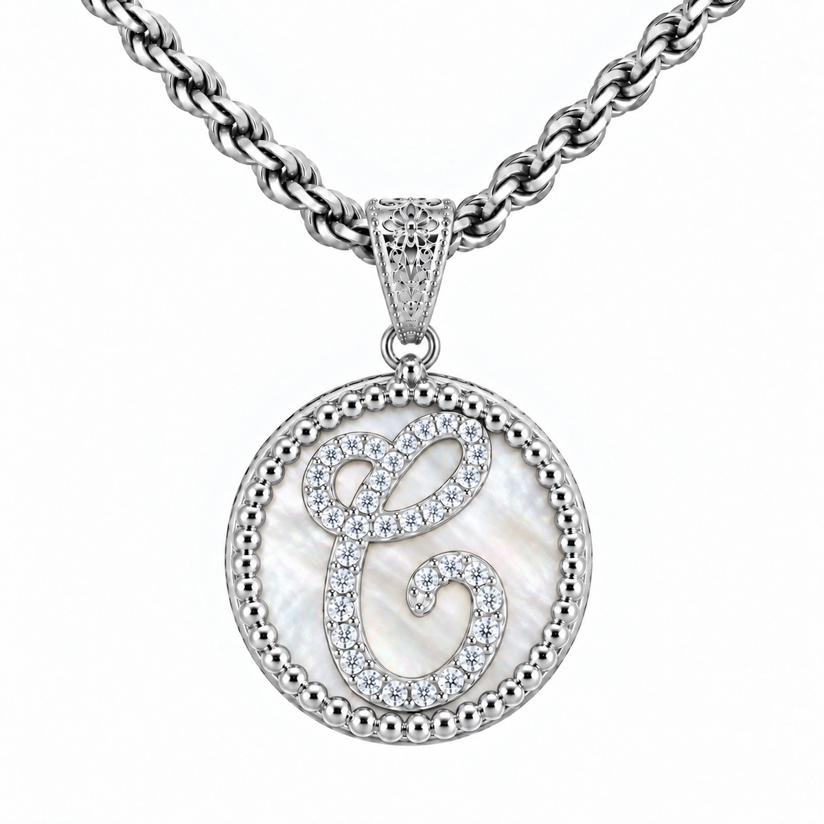 collana con pendente "lettera" grande madreperla bianco rodiato