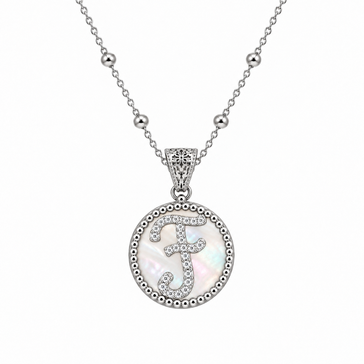 collana con pendente "lettera" piccolo madreperla bianco rodiato con forzatina