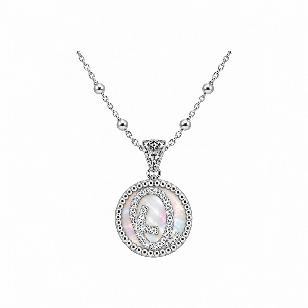 collana con pendente "lettera" piccolo madreperla bianco rodiato con forzatina