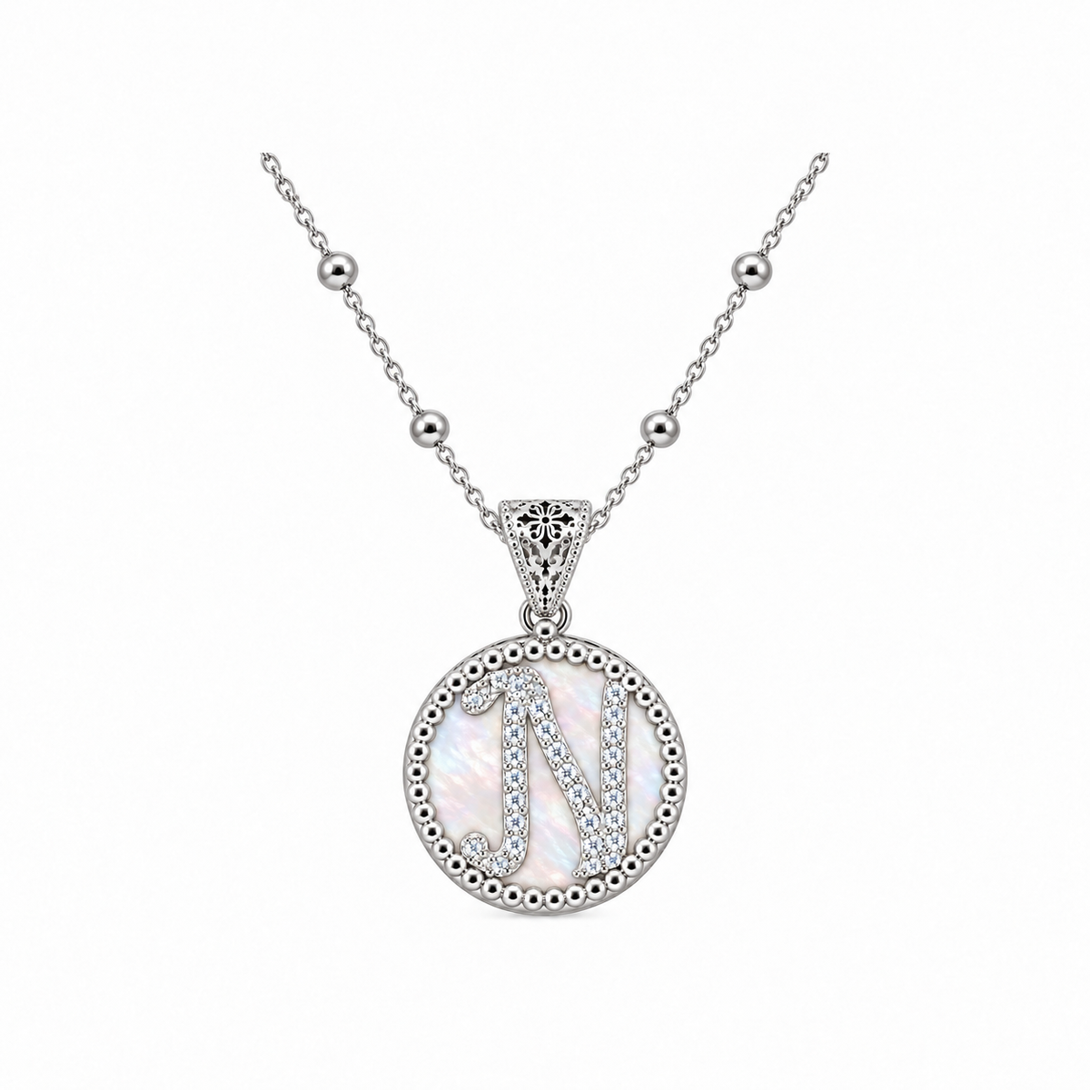 collana con pendente "lettera" piccolo madreperla bianco rodiato con forzatina