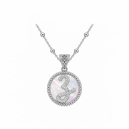 Collana con Pendente "Lettera" Piccolo Madreperla Bianco Rodiato con Forzatina