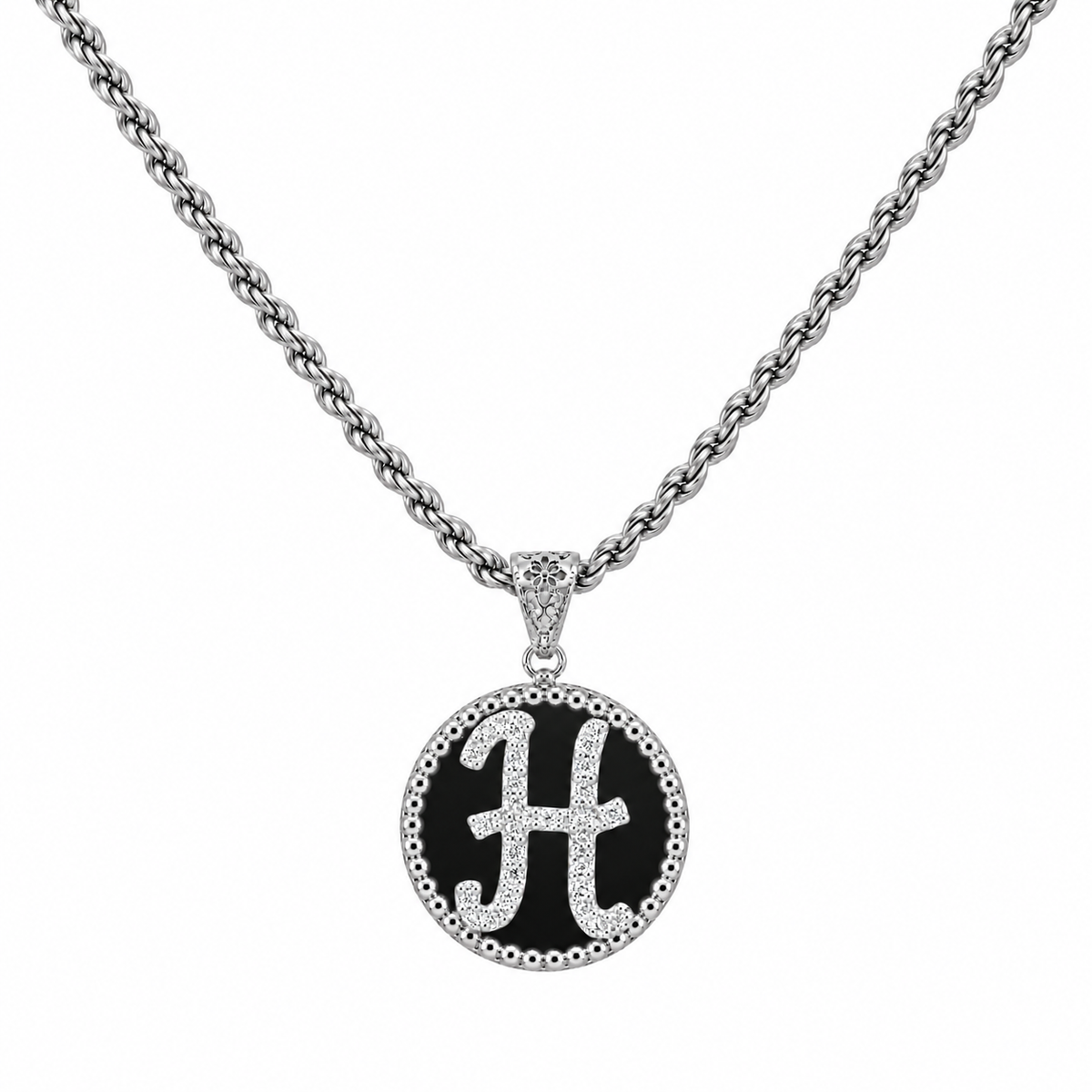 collana con pendente "lettera" piccola onice bianco rodiato