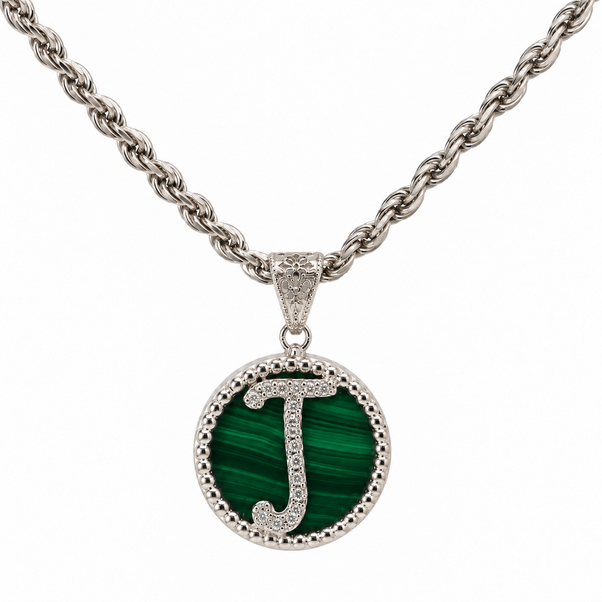 collana con pendente "lettera" piccolo malachite bianco rodiato