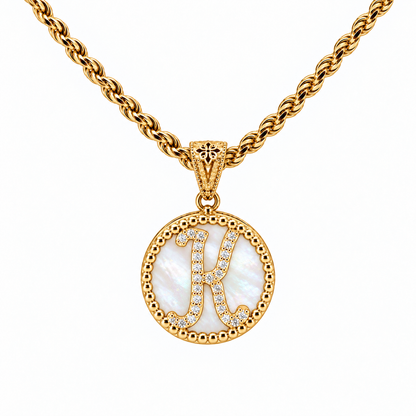 Collana con Pendente "Lettera" Grande Madreperla Dorato