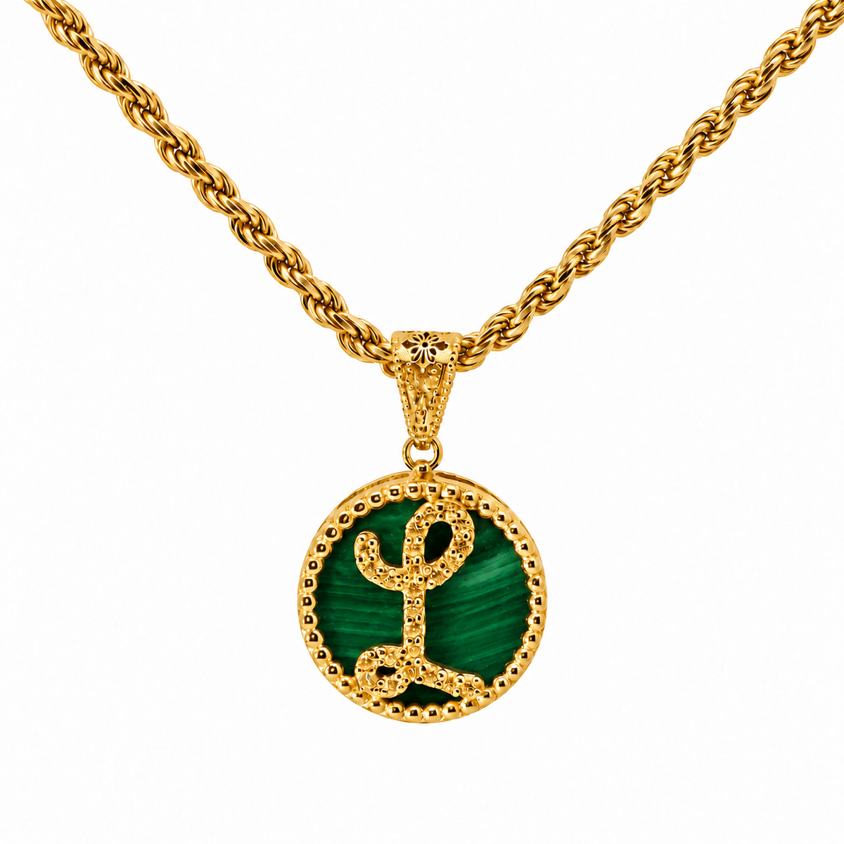 collana con pendente "lettera" piccolo malachite dorato