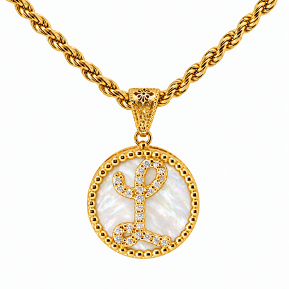 Collana con Pendente "Lettera" Grande Madreperla Dorato