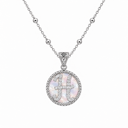 Collana con Pendente "Lettera" Piccolo Madreperla Bianco Rodiato con Forzatina
