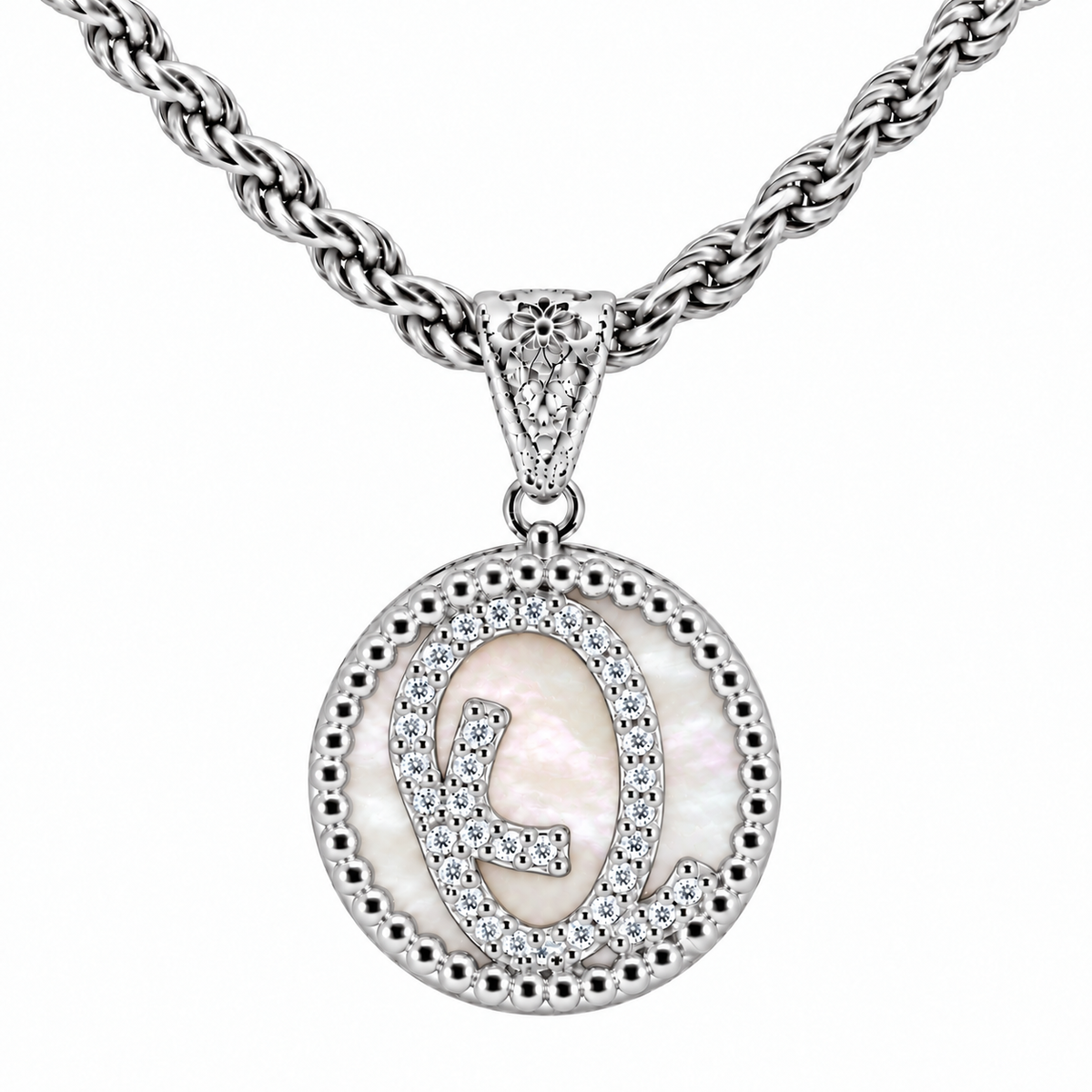collana con pendente "lettera" grande madreperla bianco rodiato