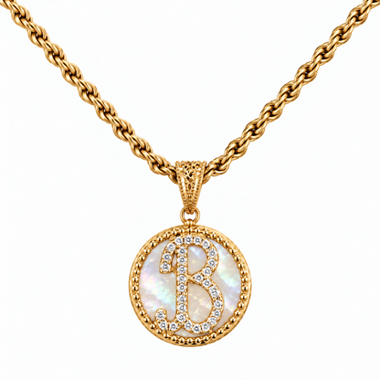 Collana con Pendente "Lettera" Piccolo Madreperla Dorato