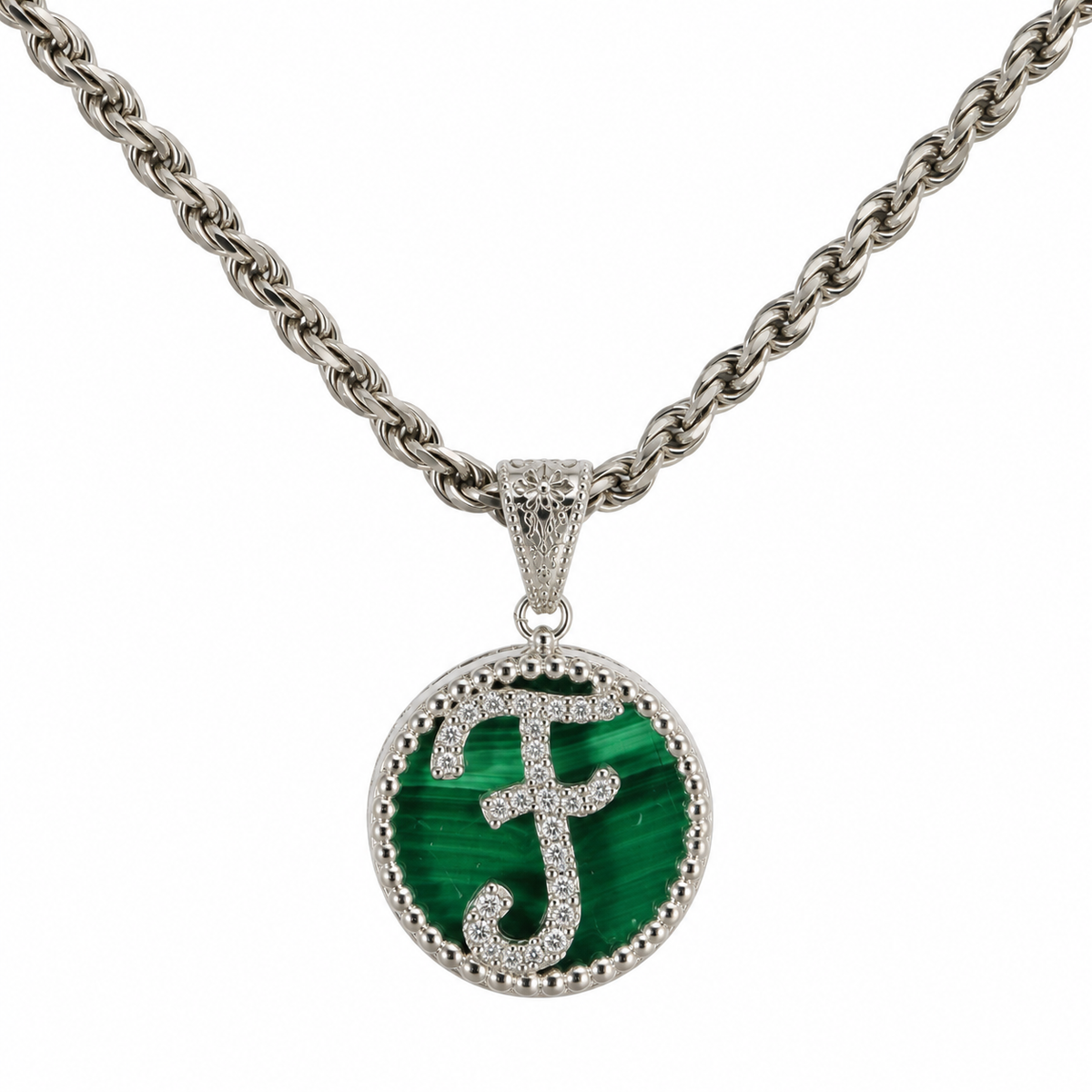 collana con pendente "lettera" piccolo malachite bianco rodiato