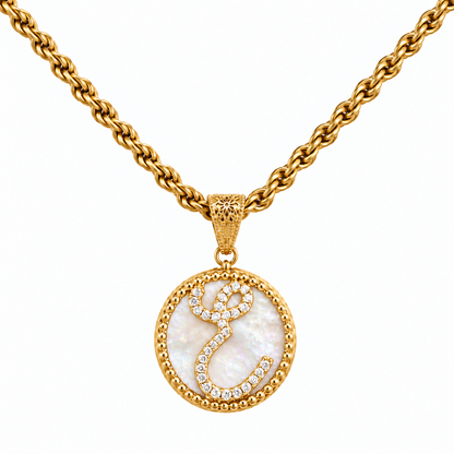 Collana con Pendente "Lettera" Piccolo Madreperla Dorato