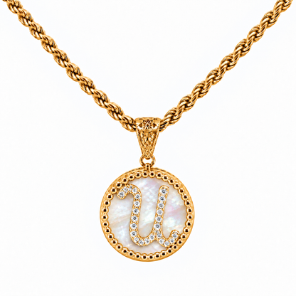 Collana con Pendente "Lettera" Piccolo Madreperla Dorato